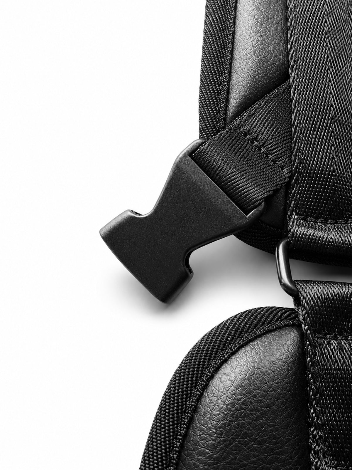 Nisplay Backpack Carry Kit